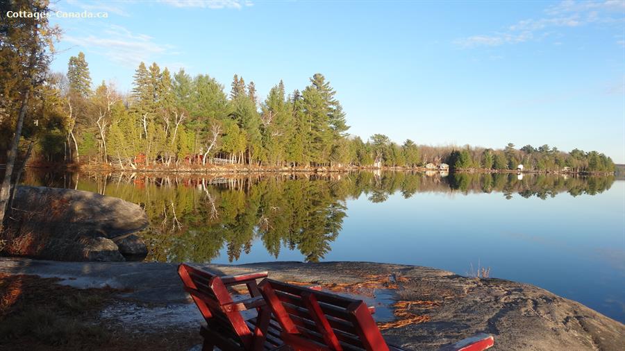Cottage rental Ontario, Parry Sound, Ahmic Lake Resort, " Red Fox" ID 6155