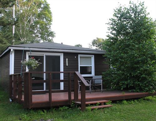 Cottage rental | Charming Lakefront Cottage (# 3)