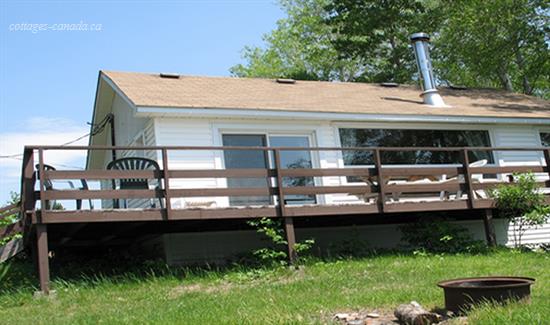 Cottage rental | Large Picture Window Cabin (#10)