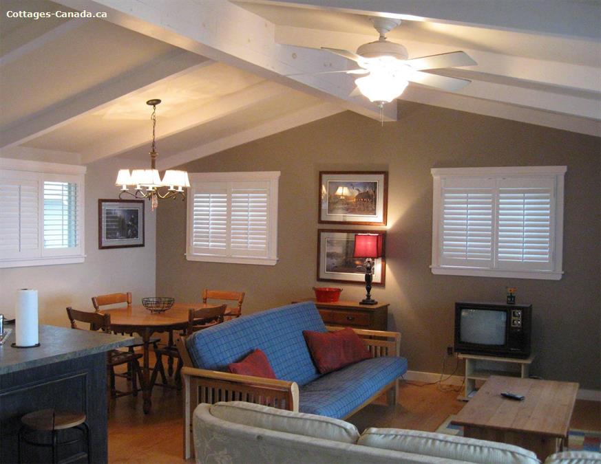 Cottage rental Ontario, Lake Simcoe, Orillia Southview ID 6659 Cottage rental Ontario, Lake Simcoe, Orillia Southview ID 6659