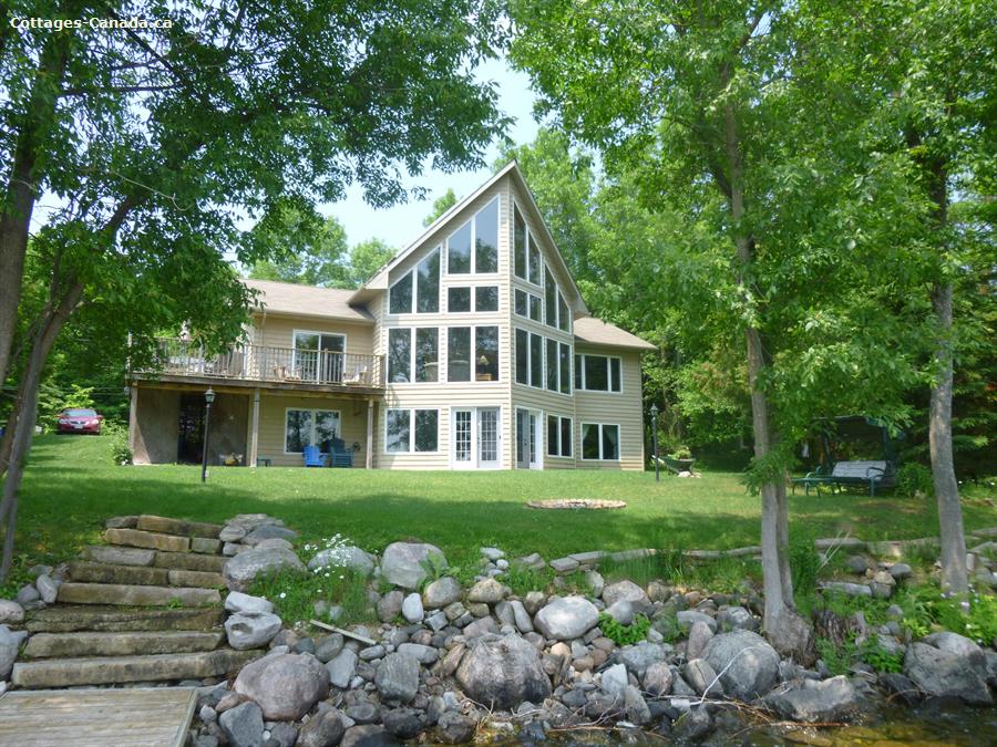 Cottage rental Ontario, Kawarthas and Northumberland, Peterborough & the Kawarthas Balsam Cottage rental Ontario, Kawarthas and Northumberland, Peterborough & the Kawarthas Balsam