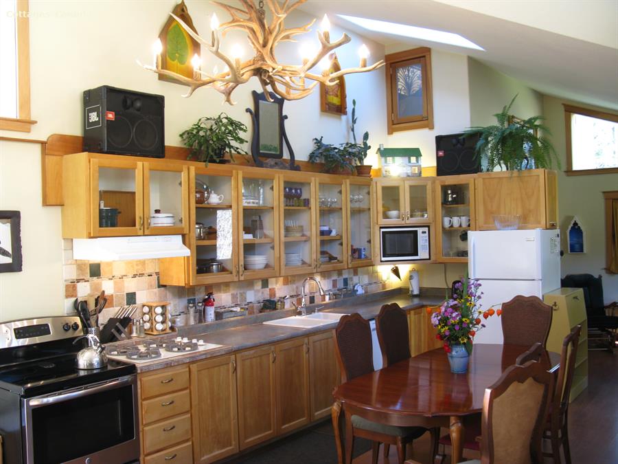 Cottage rental British Columbia, Kootenay Rockies, Slocan Paradise