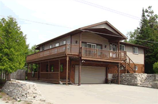 Cottage rental | 803 Second Avenue South, Sauble Beach
