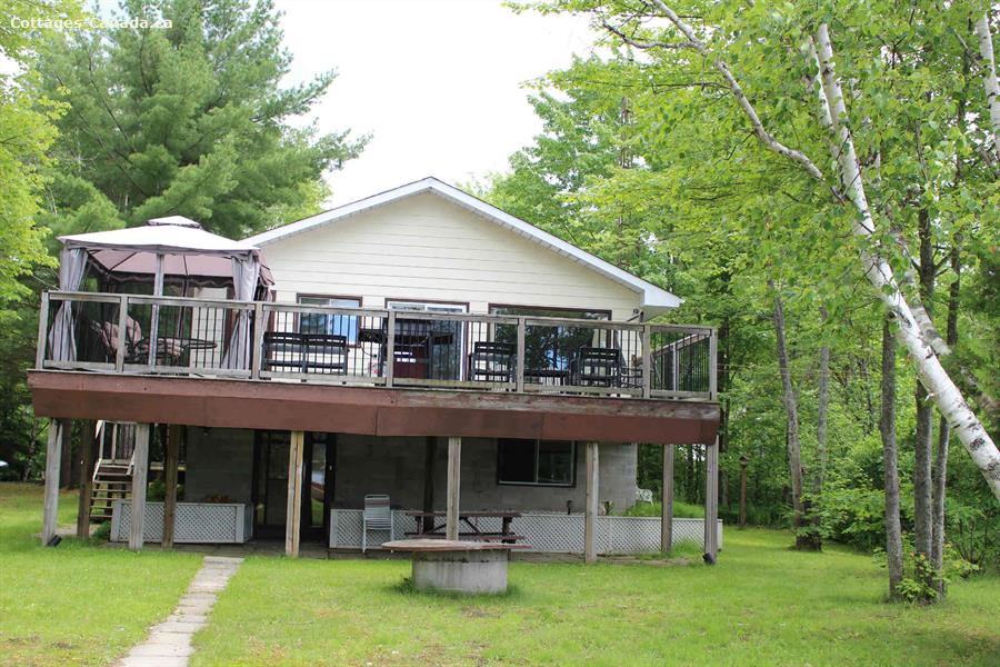 Cottage rental Ontario, Muskoka, Gravenhurst Dawe's Rock Cottage ID 7474