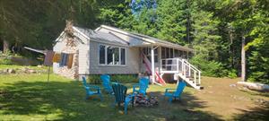 cottage rentals Gooderham, Haliburton Highlands