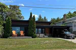 waterfront cottage rentals Sauble Beach, Bruce Peninsula