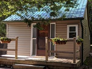 waterfront cottage rentals Sauble Beach, Bruce Peninsula