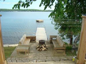 waterfront cottage rentals Sauble Beach, Bruce Peninsula