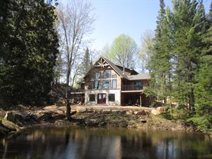 waterfront cottage rentals Dorset, Haliburton Highlands