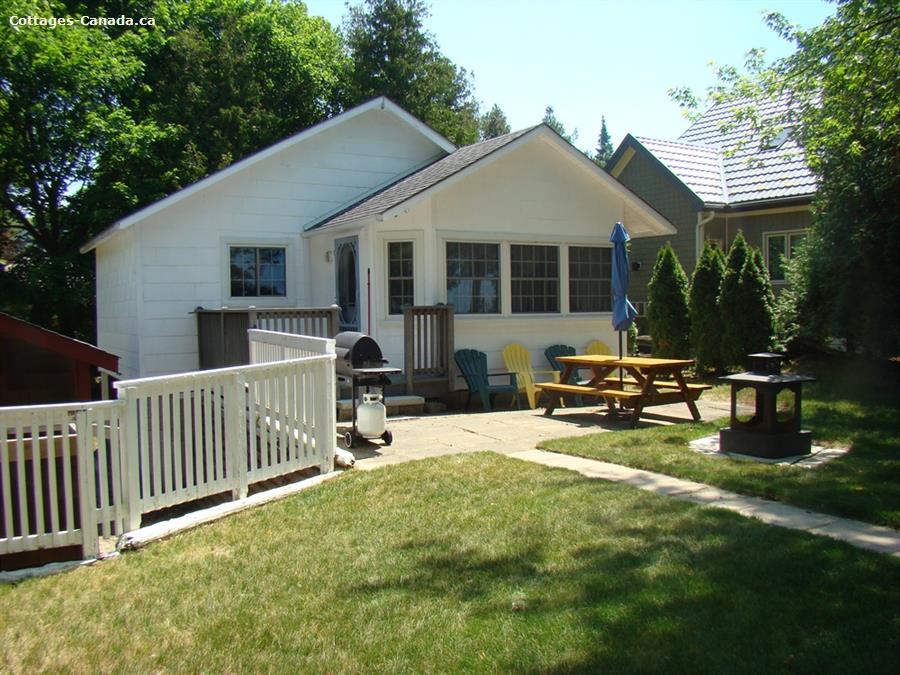 Cottage Rental Ontario Bruce Peninsula Sauble Beach 1125