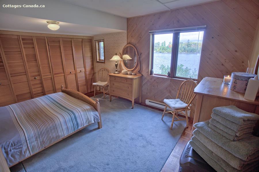 Cottage rental Québec, Outaouais, Gracefield Lac Heney, Petit Poisson